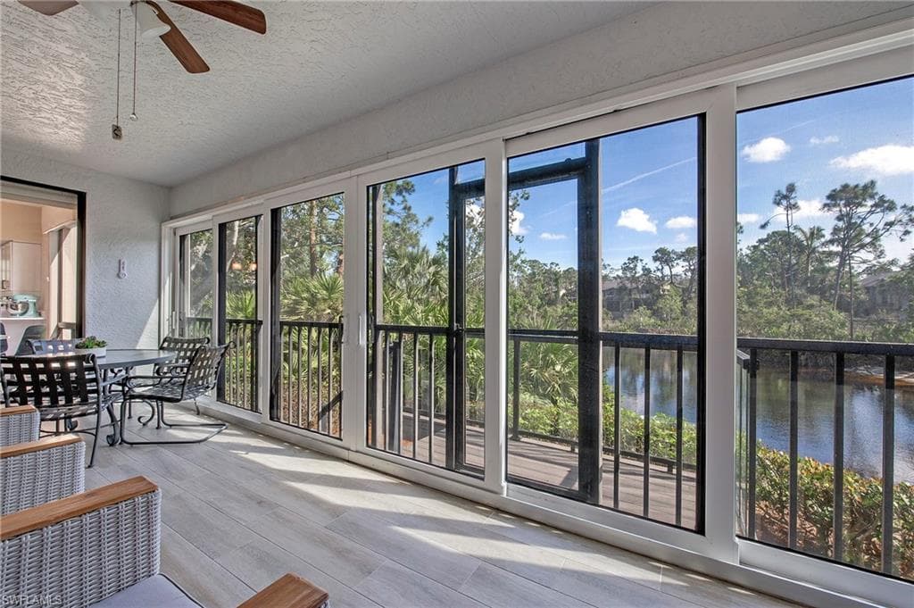 27020 Oakwood Lake DR 101 BONITA SPRINGS, FL 34134