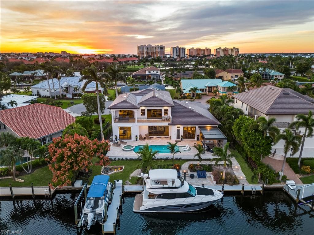 6680 Daniel CT FORT MYERS, FL 33908