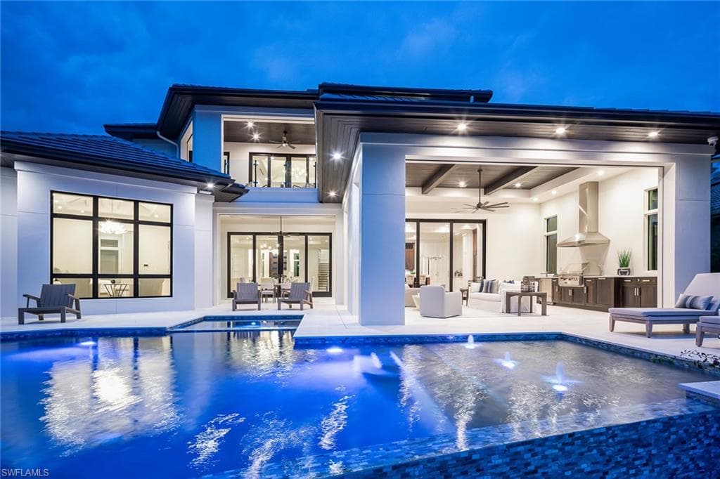 3103 Leeward LN NAPLES, FL 34103