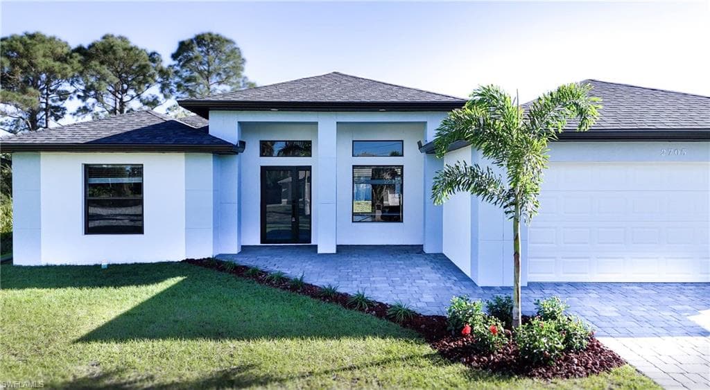 2705 14th ST SW LEHIGH ACRES, FL 33976