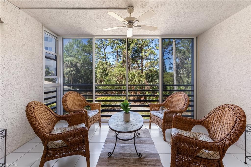 285 Naples Cove 1202 NAPLES, FL 34110