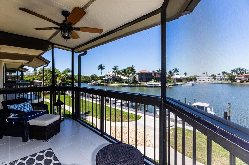 549 Seaview CT H-3 MARCO ISLAND, FL 34145