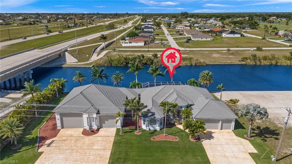 3119 Diplomat PKWY W CAPE CORAL, FL 33993