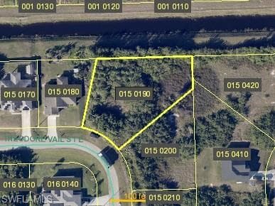 623 Theodore Vail ST E LEHIGH ACRES, FL 33974