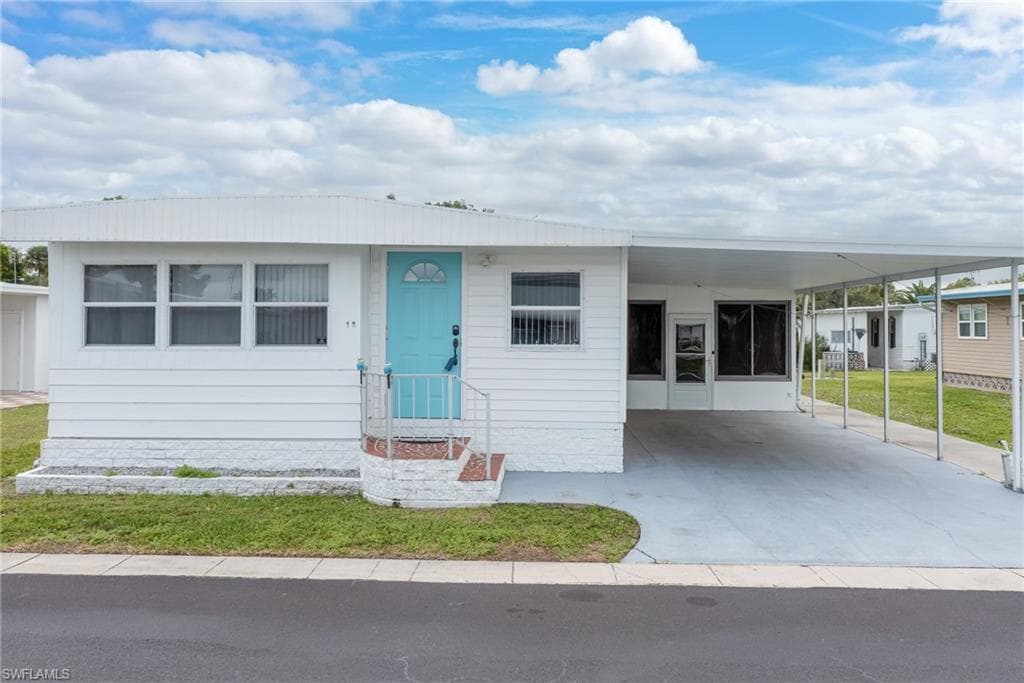12 Dill ST ALVA, FL 33920