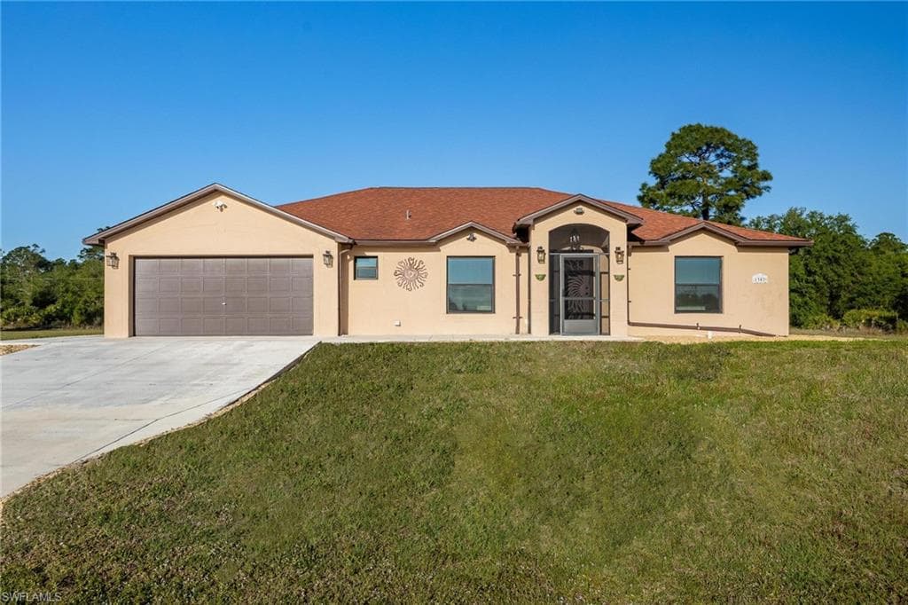 1307 Abbott AVE LEHIGH ACRES, FL 33972