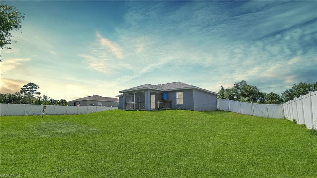 2040 Xelda AVE N LEHIGH ACRES, FL 33971