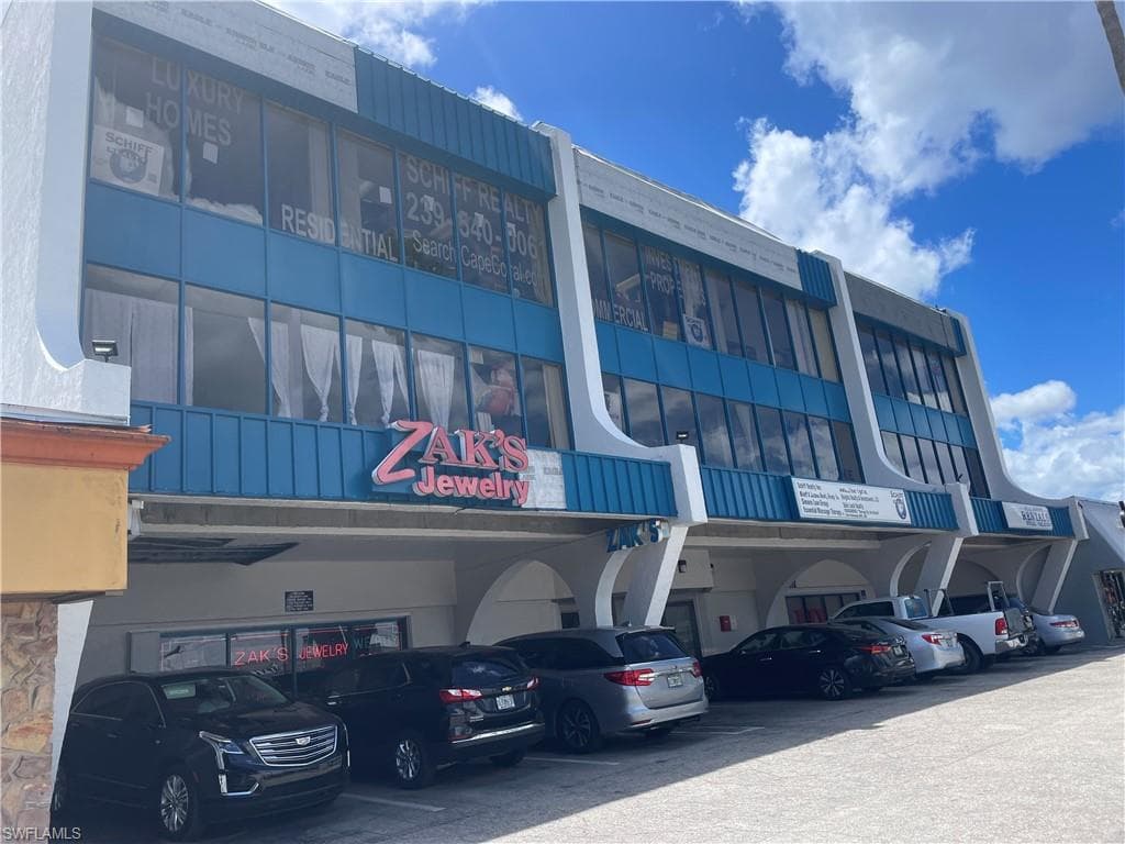 1314 Cape Coral PKWY E 207 CAPE CORAL, FL 33904
