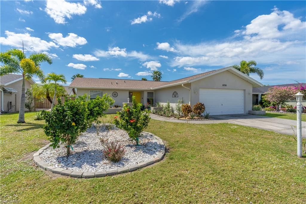 9731 Deerfoot DR FORT MYERS, FL 33919