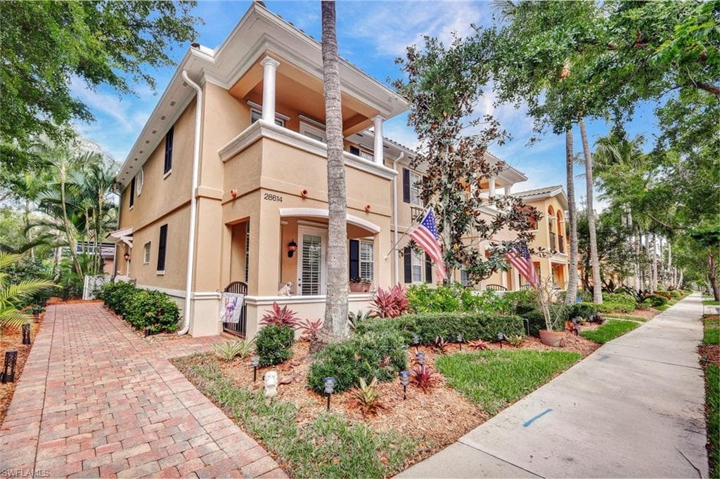 28614 Alessandria CIR BONITA SPRINGS, FL 34135
