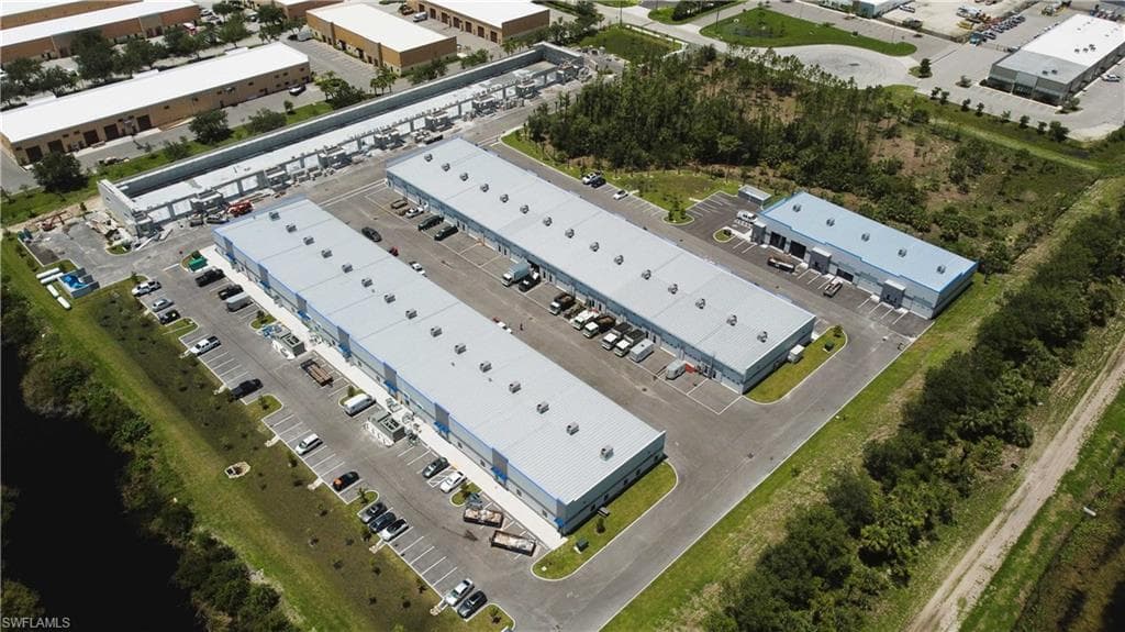 16101 Lee RD FORT MYERS, FL 33912