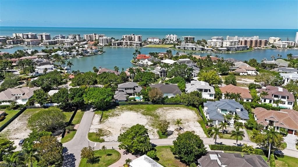 3225 Regatta RD NAPLES, FL 34103