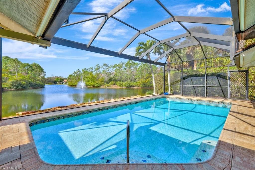 6785 Mill Run CIR NAPLES, FL 34109