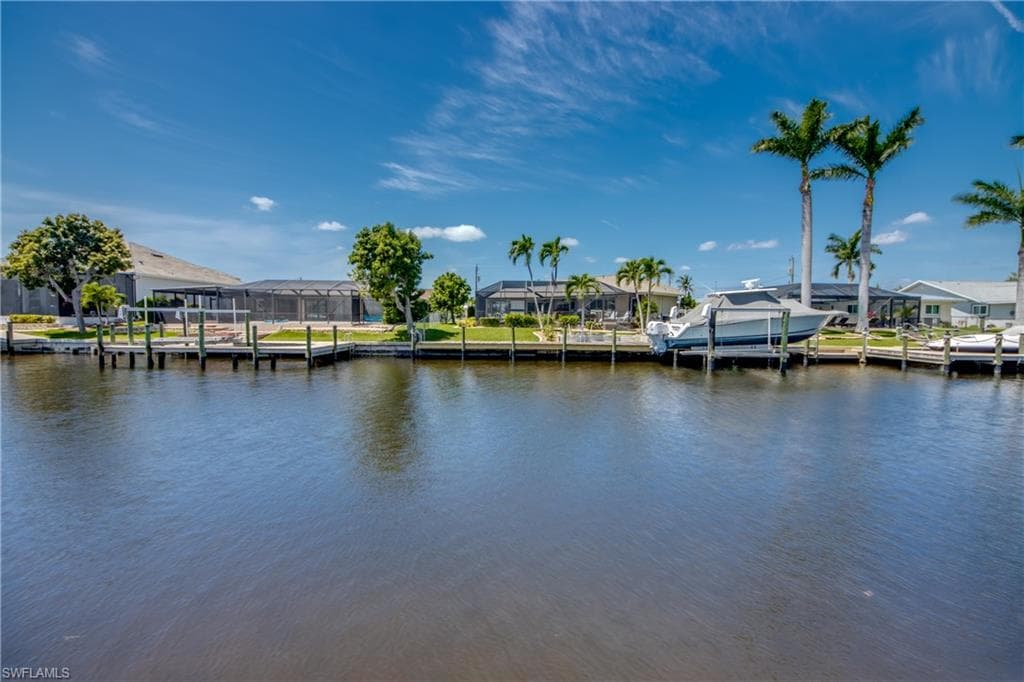 5220 SW 10th AVE CAPE CORAL, FL 33914