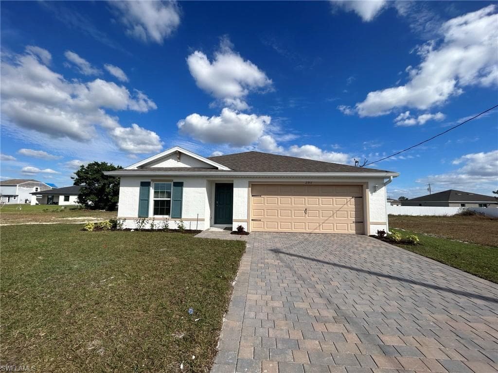 2911 NW 9th AVE CAPE CORAL, FL 33993