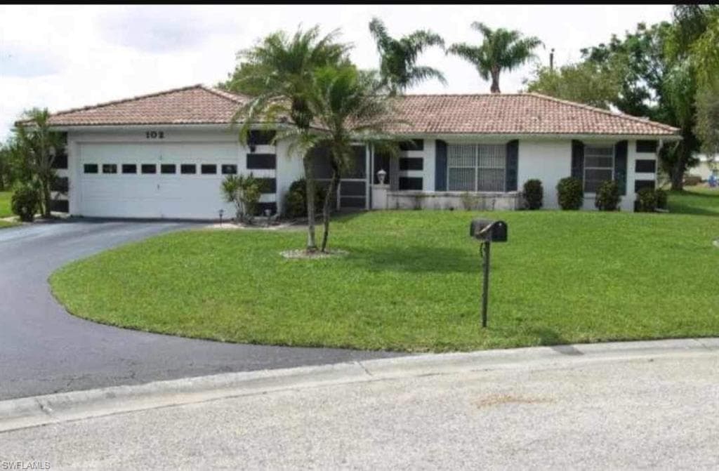102 Winners CT LEHIGH ACRES, FL 33936
