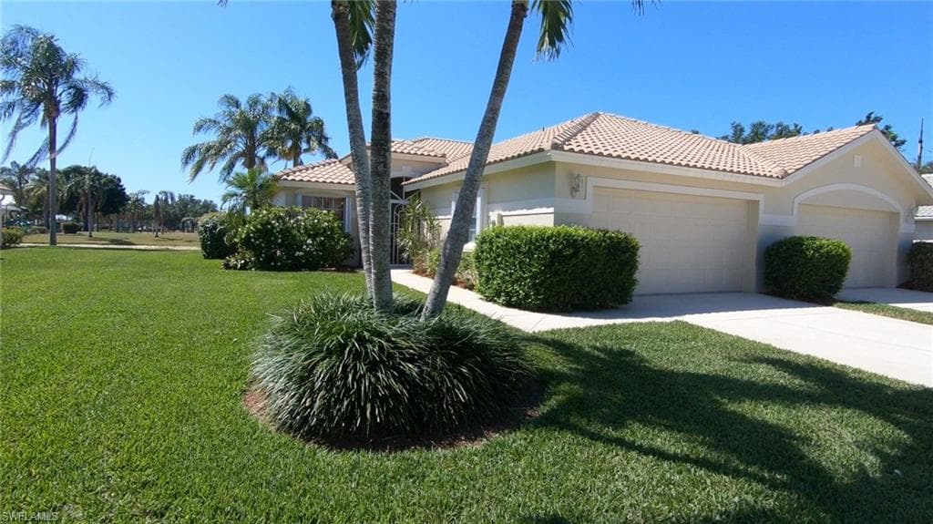 11262 Lakeland CIR FORT MYERS, FL 33913