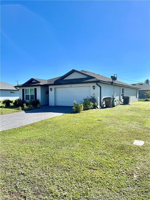 924 NE 10th LN CAPE CORAL, FL 33909