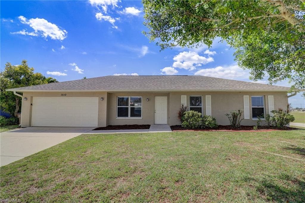 1510 21st ST CAPE CORAL, FL 33993