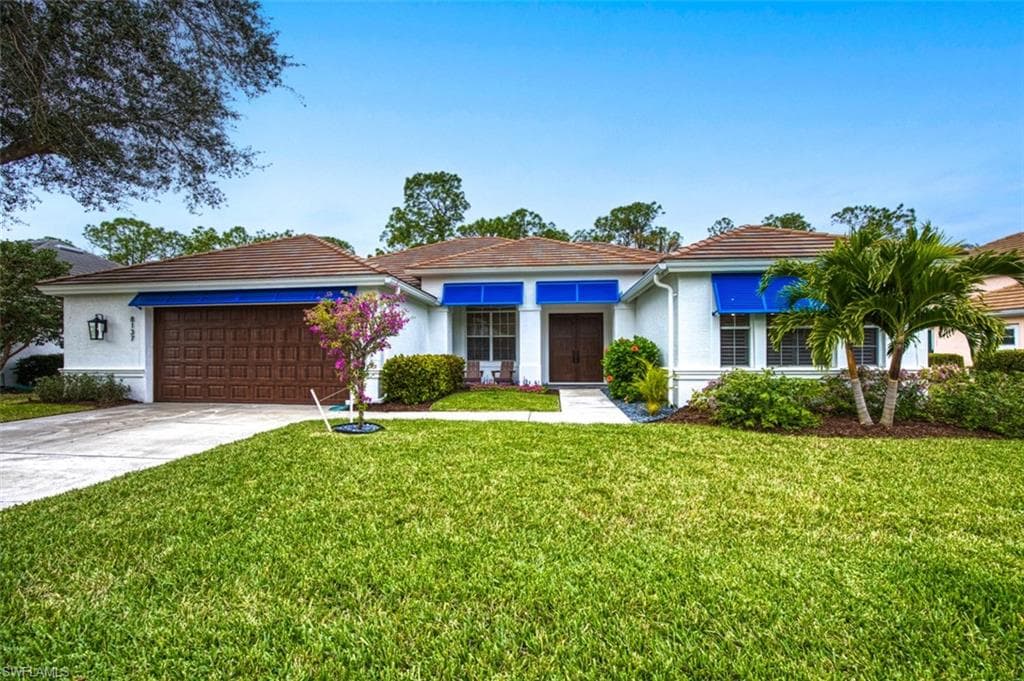 8137 Lowbank DR NAPLES, FL 34109