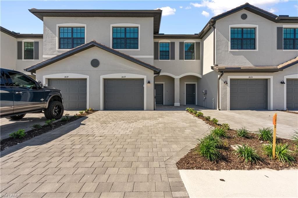 14137 Gardeners WAY FORT MYERS, FL 33913