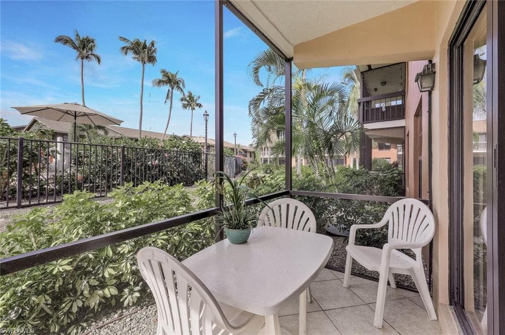 780 San Marco RD 4-104 MARCO ISLAND, FL 34145