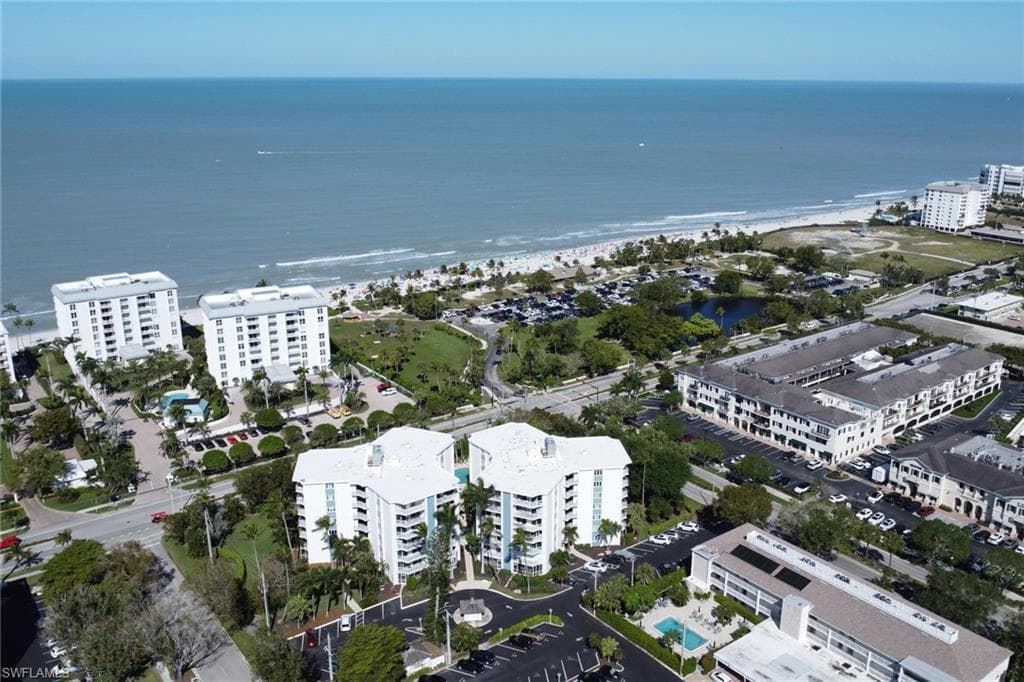 1300 Gulf Shore BLVD N 603 NAPLES, FL 34102