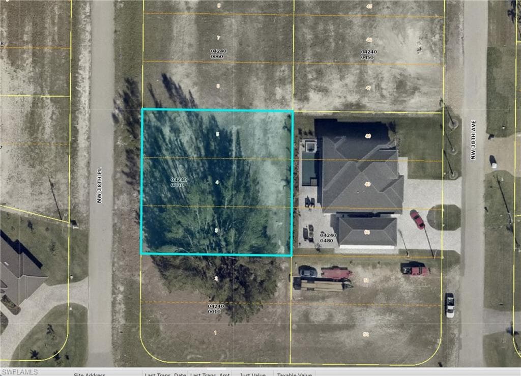 1207 NW 38th PL CAPE CORAL, FL 33993