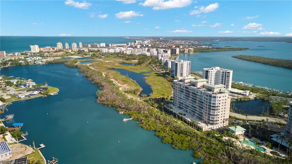 4192 Bay Beach LN 835 FORT MYERS BEACH, FL 33931