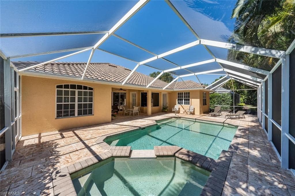 436 Crestwood LN NAPLES, FL 34113