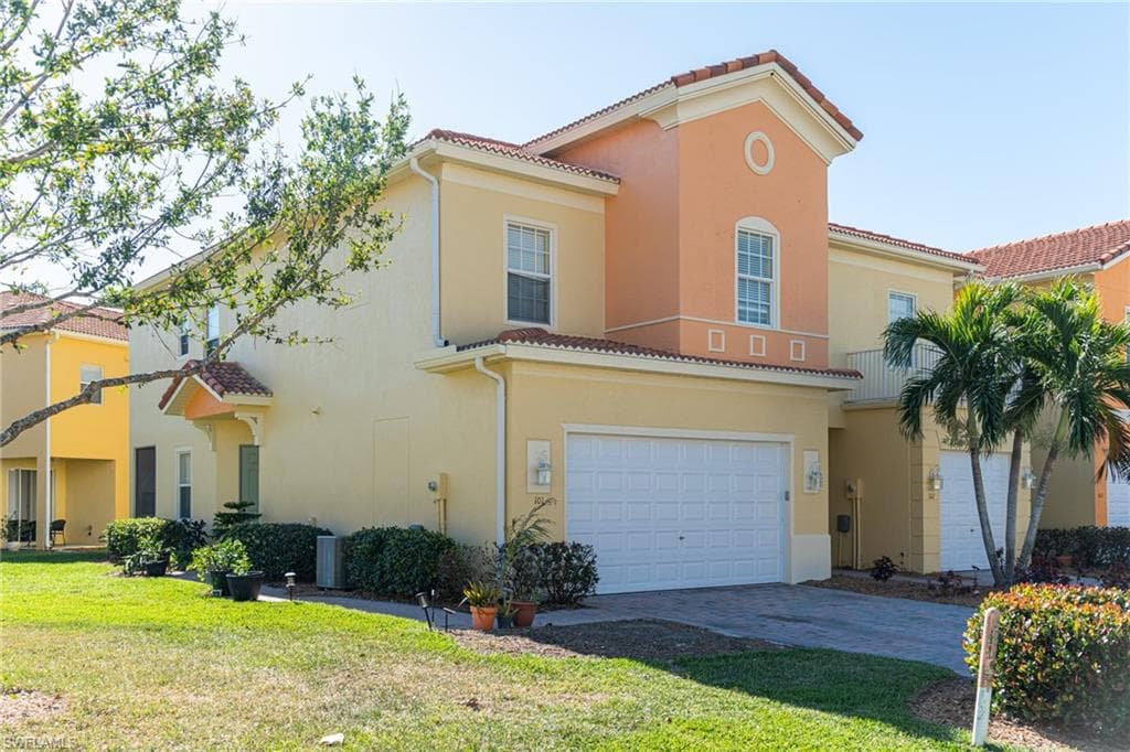 9825 Cristalino View WAY 101 FORT MYERS, FL 33908