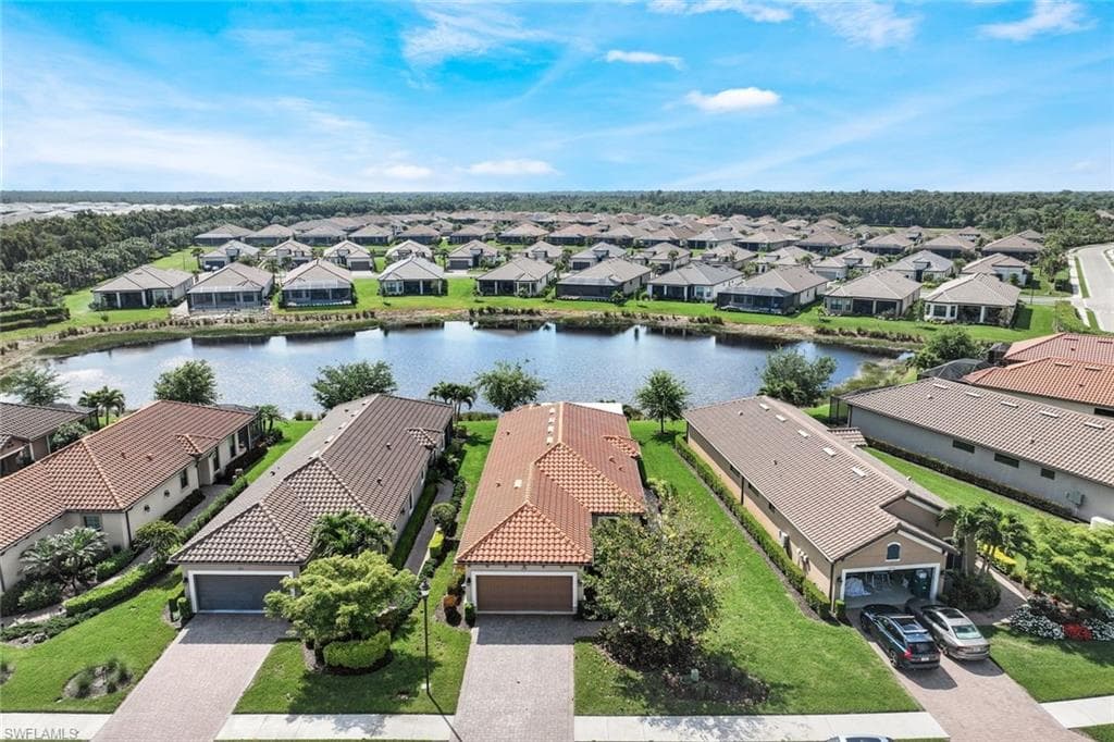 8454 Volaro WAY NAPLES, FL 34114