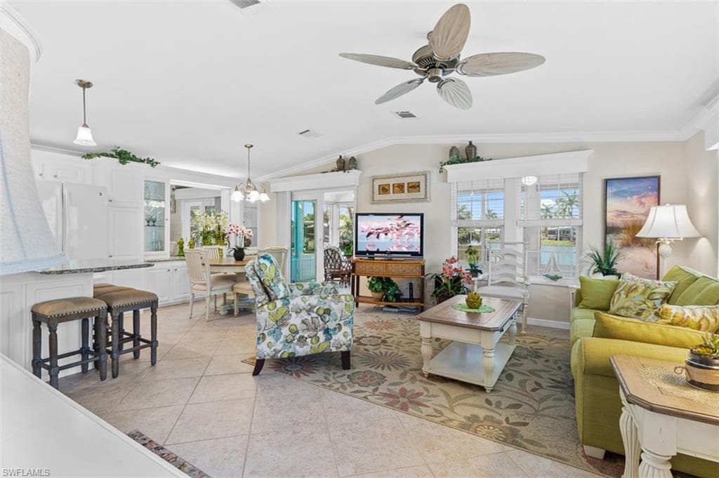 1317 Amethyst Lake LN NAPLES, FL 34114