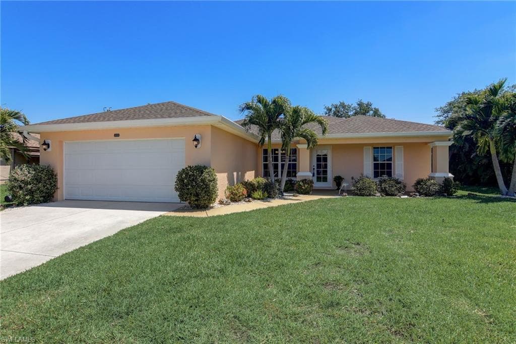2119 NE 1st PL CAPE CORAL, FL 33909