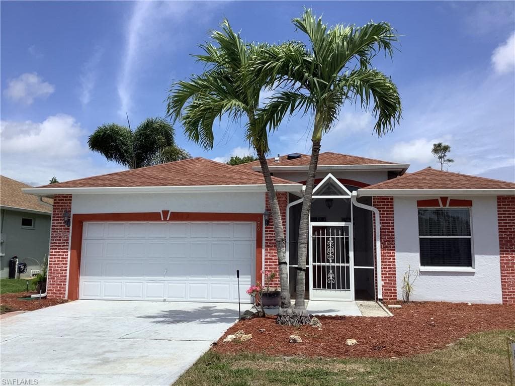 176 Stanhope CIR NAPLES, FL 34104