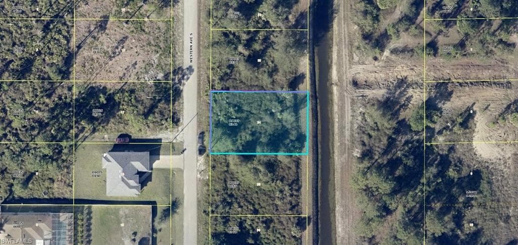 341 Western AVE S LEHIGH ACRES, FL 33974