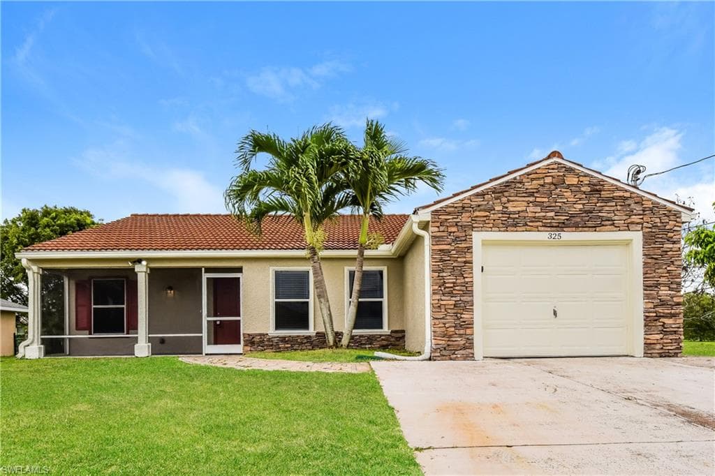325 NE 19th ST CAPE CORAL, FL 33909