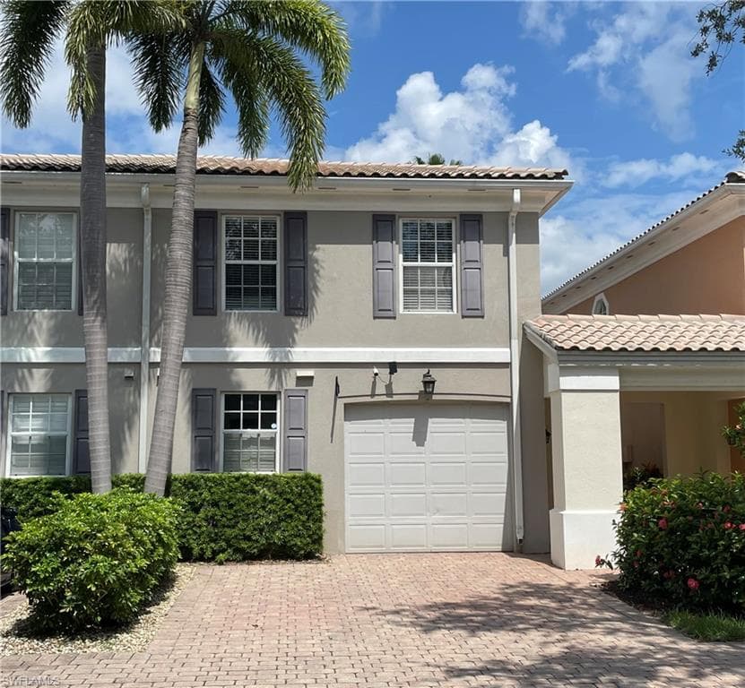 5609 Cove CIR NAPLES, FL 34119