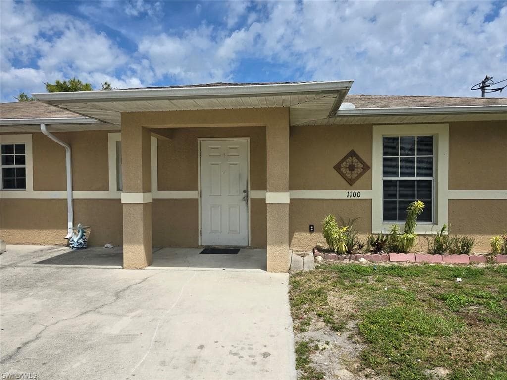 1100 W 12th ST LEHIGH ACRES, FL 33972