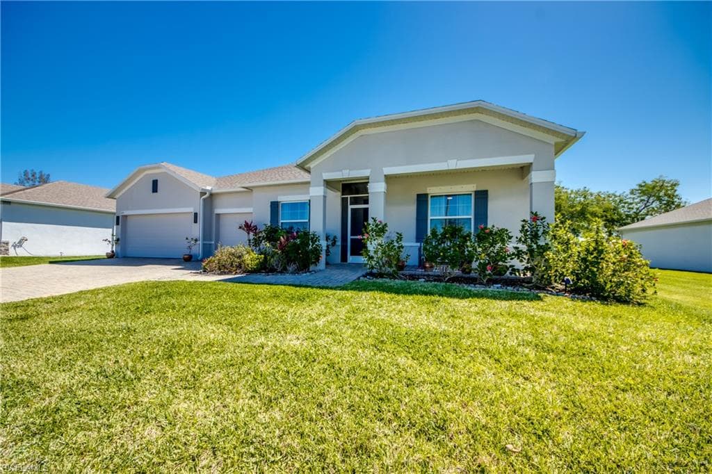 435 SW 18th CT CAPE CORAL, FL 33991