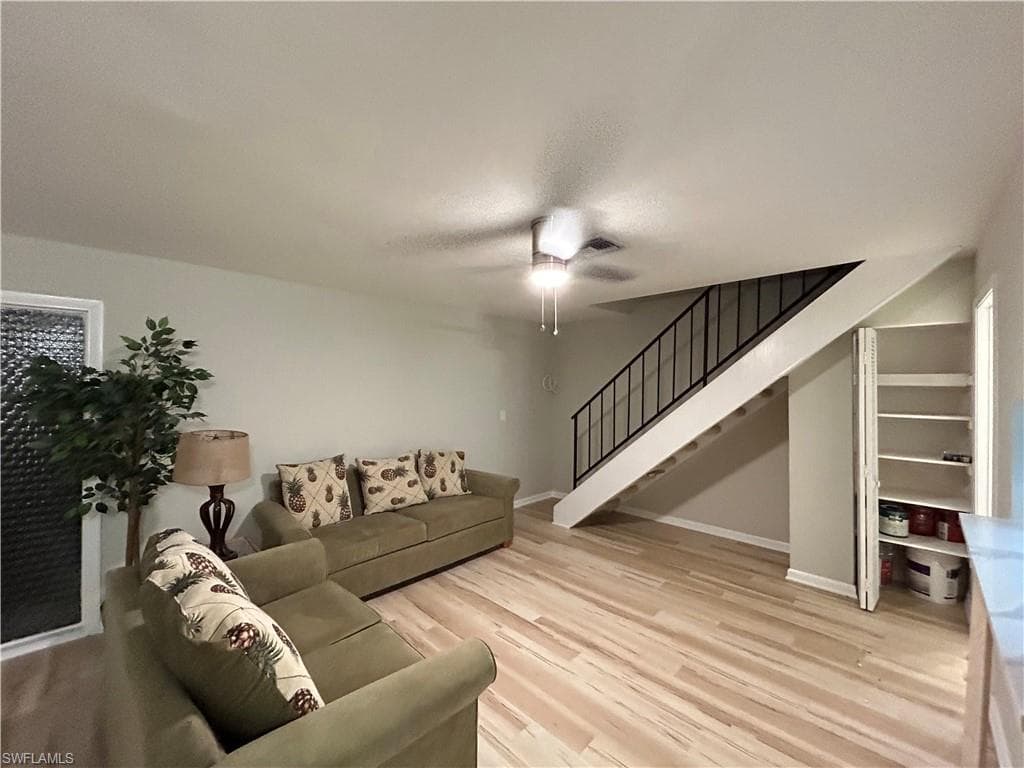 3292 Royal Canadian TRCE 3 FORT MYERS, FL 33907