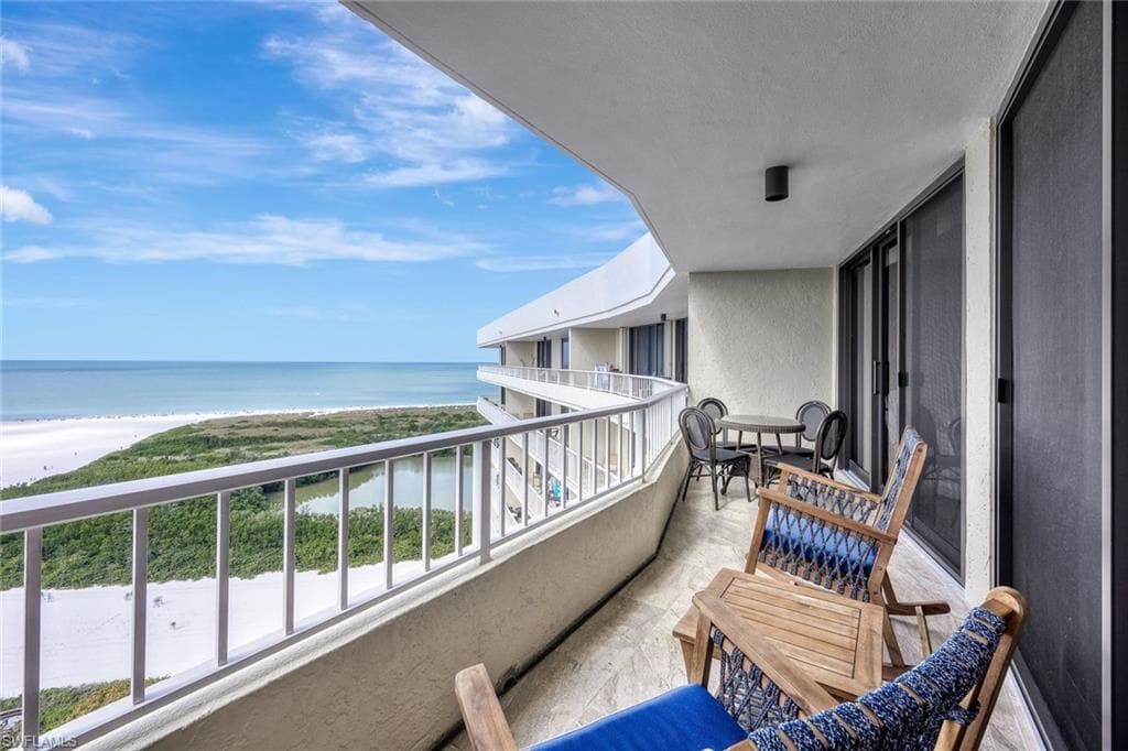 380 Seaview CT 1904 MARCO ISLAND, FL 34145