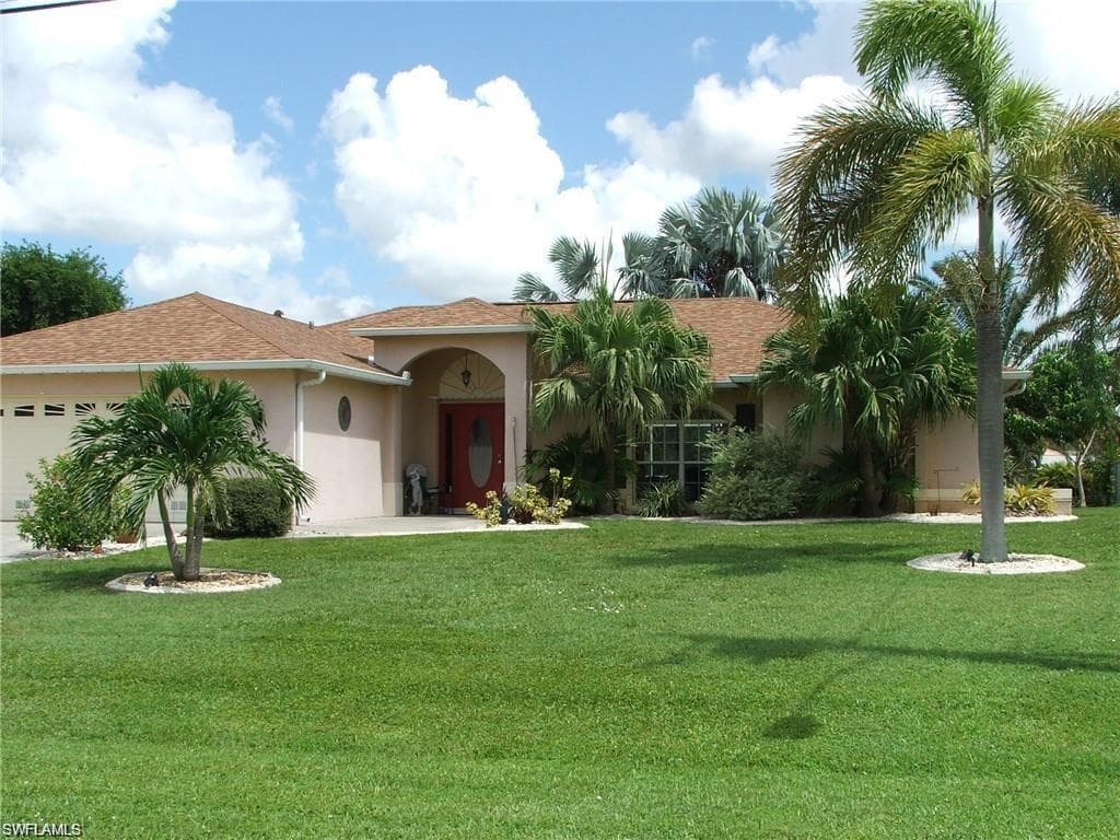 613 SE 21st ST CAPE CORAL, FL 33990