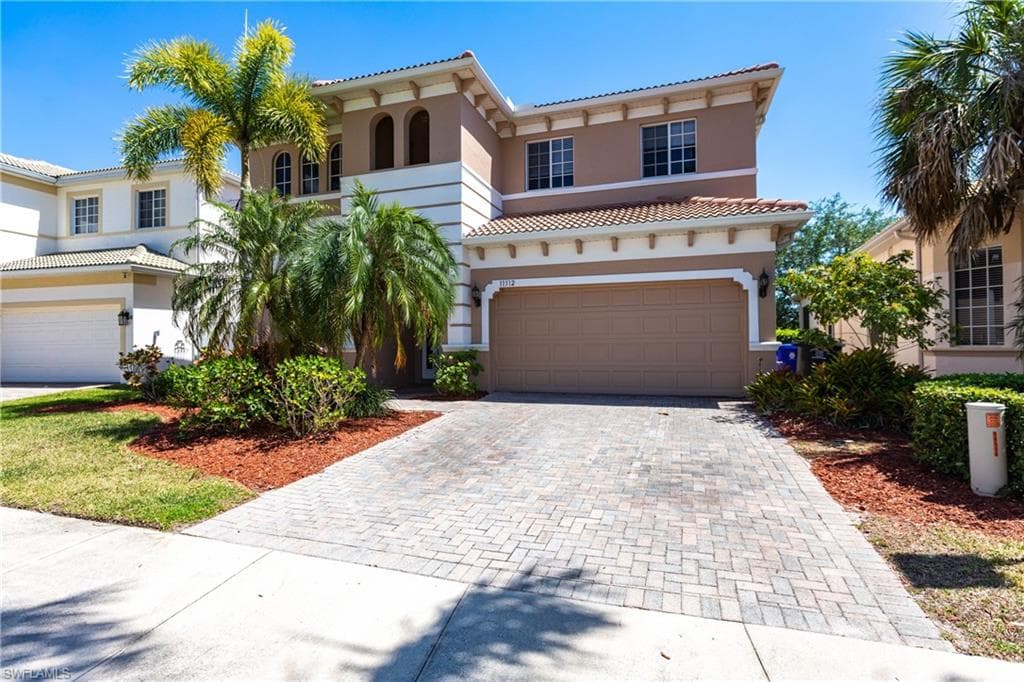 11512 Centaur WAY LEHIGH ACRES, FL 33971