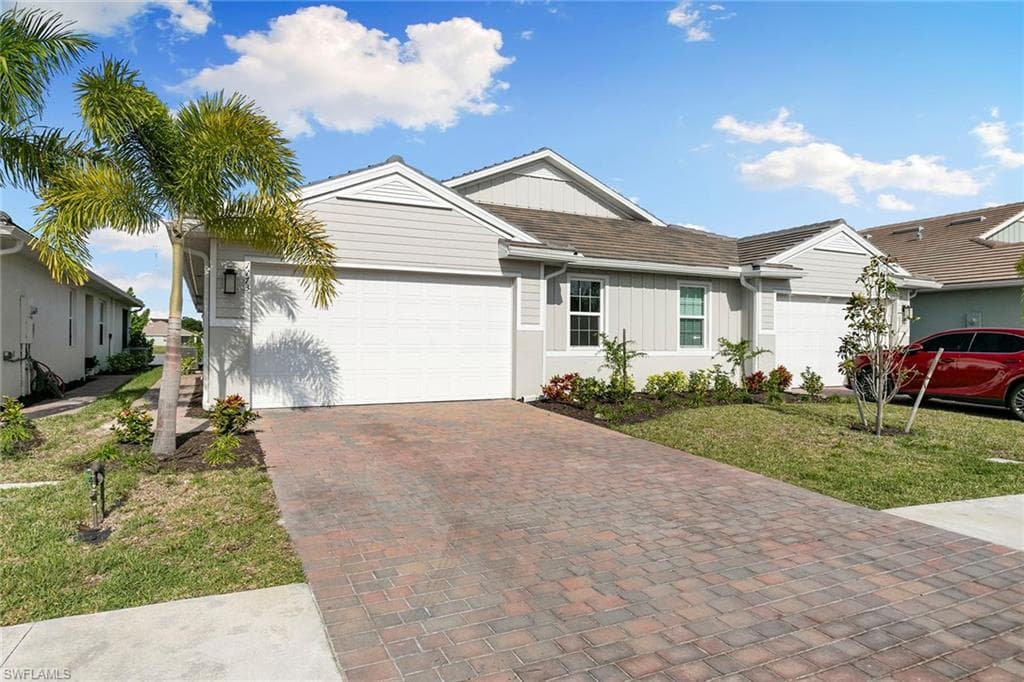 1173 Enbrook LOOP NAPLES, FL 34114