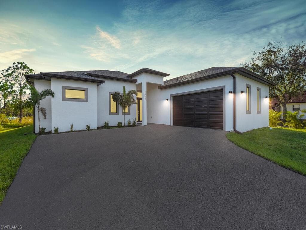 2900 54th AVE NE NAPLES, FL 34120