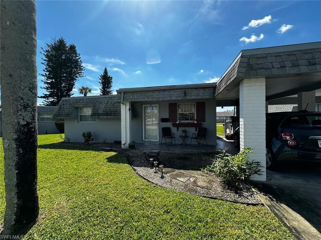 350 Easton CT 350 LEHIGH ACRES, FL 33936