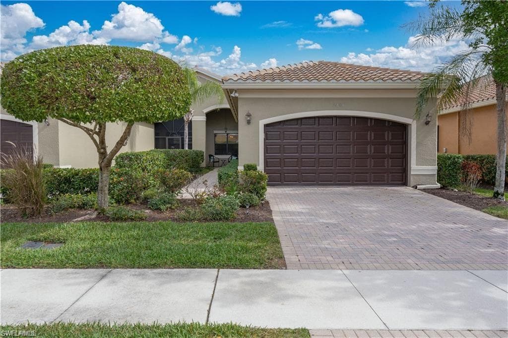 11805 Five Waters CIR FORT MYERS, FL 33913