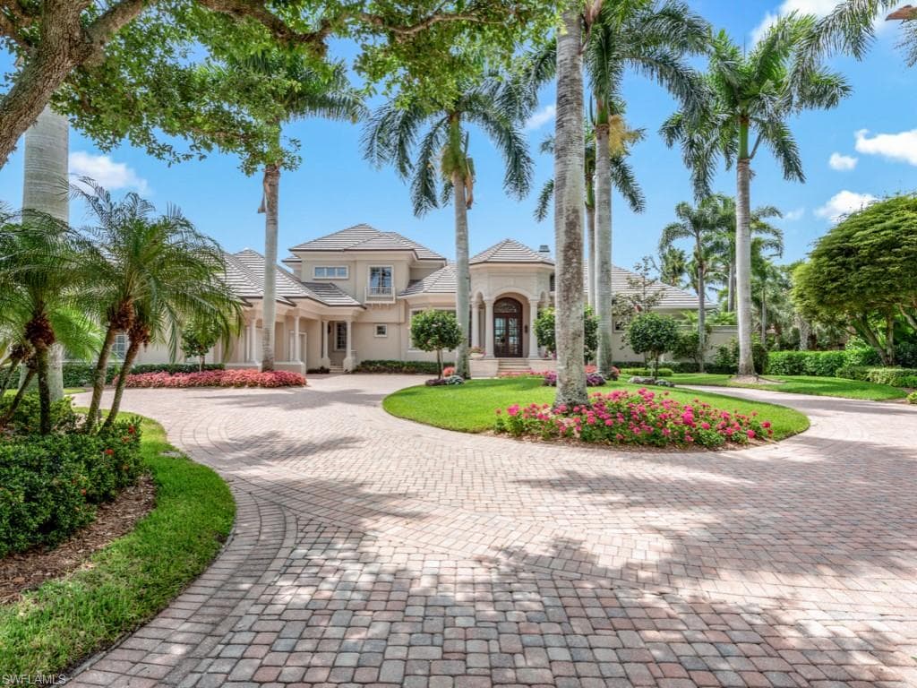 26360 Woodlyn DR BONITA SPRINGS, FL 34134