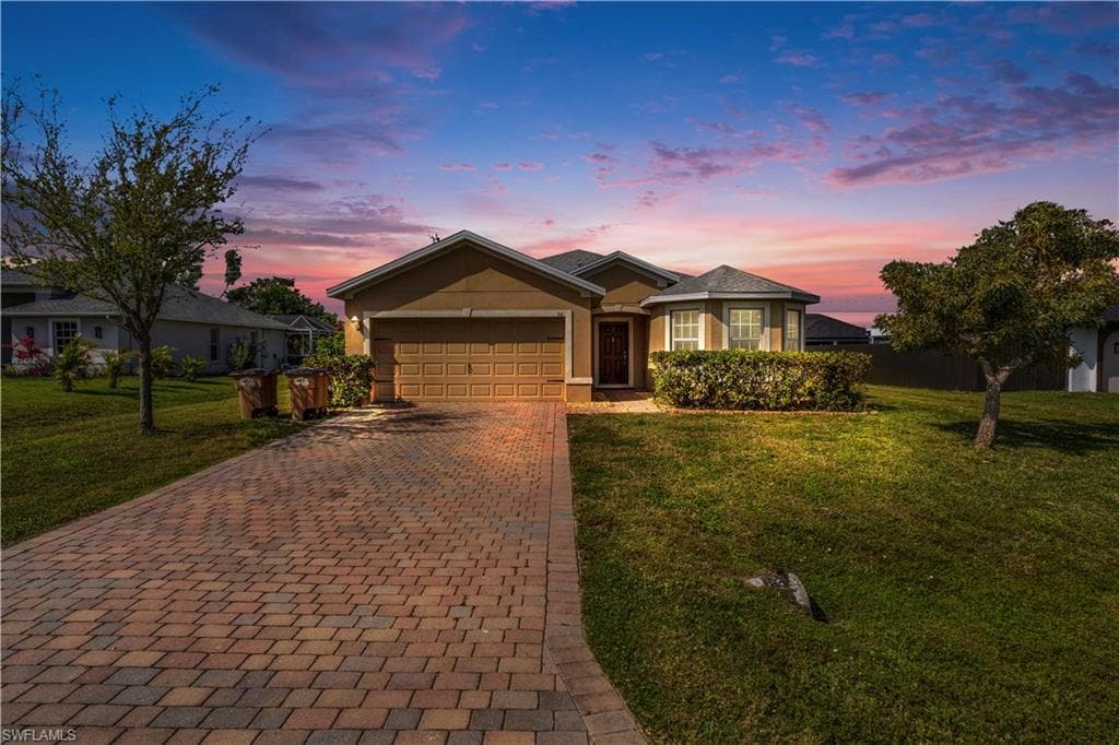 504 9th AVE CAPE CORAL, FL 33991
